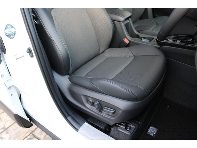 カローラクロス ハイブリッド　Ｚ　◆パノラマルーフ◆パノラミックビューモニター◆アダブティブハイビームシステム◆ブラインドスポットモニター◆ステアリングヒーター◆ＬＥＤリヤフォグランプ◆シートヒーター◆おくだけ充電◆ＥＴＣ２．０（23枚目）