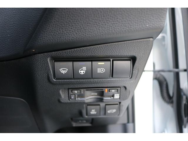 カローラクロス ハイブリッド　Ｚ　◆パノラマルーフ◆パノラミックビューモニター◆アダブティブハイビームシステム◆ブラインドスポットモニター◆ステアリングヒーター◆ＬＥＤリヤフォグランプ◆シートヒーター◆おくだけ充電◆ＥＴＣ２．０（25枚目）