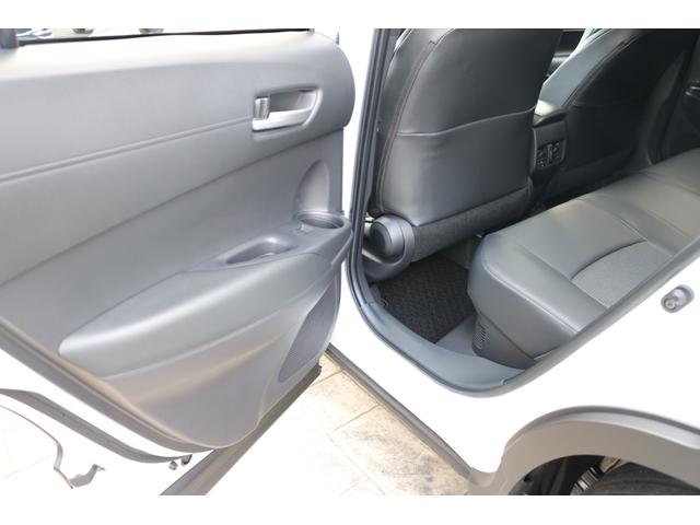 カローラクロス ハイブリッド　Ｚ　◆パノラマルーフ◆パノラミックビューモニター◆アダブティブハイビームシステム◆ブラインドスポットモニター◆ステアリングヒーター◆ＬＥＤリヤフォグランプ◆シートヒーター◆おくだけ充電◆ＥＴＣ２．０（48枚目）