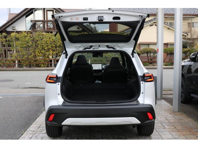 カローラクロス ハイブリッド　Ｚ　◆パノラマルーフ◆パノラミックビューモニター◆アダブティブハイビームシステム◆ブラインドスポットモニター◆ステアリングヒーター◆ＬＥＤリヤフォグランプ◆シートヒーター◆おくだけ充電◆ＥＴＣ２．０（69枚目）