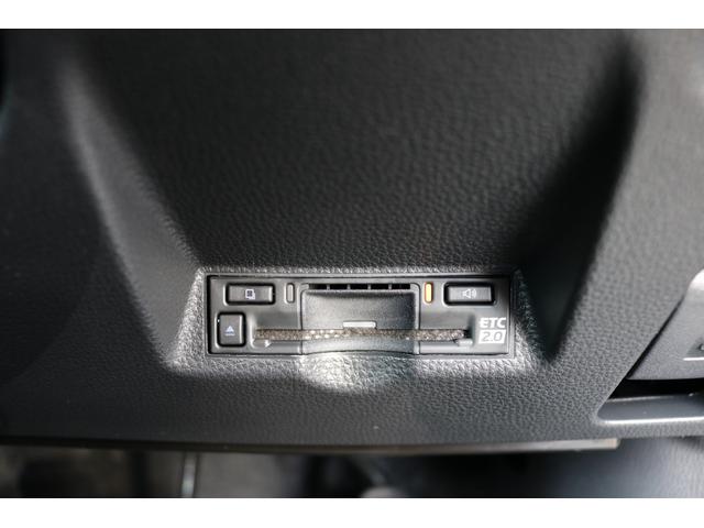 ヤリスクロス ハイブリッドＺ　◆アダプティブハイビームシステム◆カラーヘッドアップディスプレイ◆寒冷地仕様◆ハンズフリーパワーバックドア◆トヨタＴＭ＋ＰＶＭ＋ＰＫＳＢ◆バイカラーＬＥＤフォグランプ◆フロアマット（37枚目）