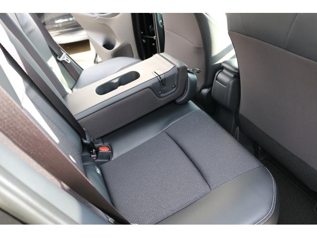 ヤリスクロス ハイブリッドＺ　◆アダプティブハイビームシステム◆カラーヘッドアップディスプレイ◆寒冷地仕様◆ハンズフリーパワーバックドア◆トヨタＴＭ＋ＰＶＭ＋ＰＫＳＢ◆バイカラーＬＥＤフォグランプ◆フロアマット（57枚目）