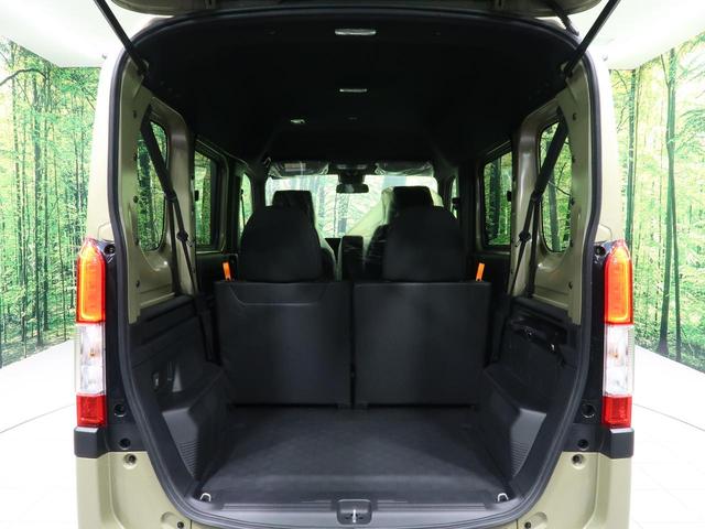 ファン 届出済未使用車 ホンダセンシング バックカメラ LEDヘッドライト&フォグライト スマートキー&プッシュスタート オートエアコン オートライト アイドリングストップ 電動格納ドアミラー(12枚目)