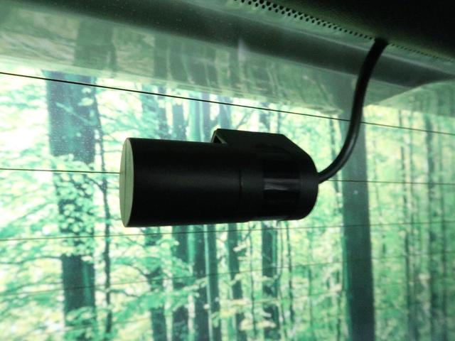 アエラス プレミアムエディション 純正8型ナビ フリップダウンモニター 両側電動スライドドア HIDヘッドライト バックカメラ クルーズコントロール オートエアコン スマートキー&プッシュスタート ETC 純正18インチAW 禁煙車(30枚目)