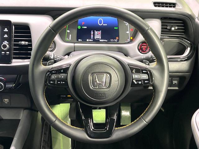 フィット ｅ：ＨＥＶ　ＲＳ　純正８型ナビ　バックカメラ　ホンダセンシング　レーダークルーズコントロール　パドルシフト　コーナーセンサー　スマートキー　ＬＥＤヘッドライト　オートライト　純正１６インチアルミホイール　ＥＴＣ（11枚目）