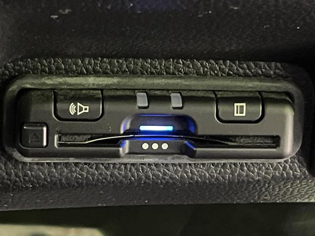 ヴェゼル ｅ：ＨＥＶ　Ｚ　純正９型ナビ　バックカメラ　ホンダセンシング　前席シートヒーター　ブラインドスポットモニター　パワーバックドア　シーケンシャルターンランプ　ステアリングヒーター　ＥＴＣ　ドラレコ純正１８インチアルミ（35枚目）
