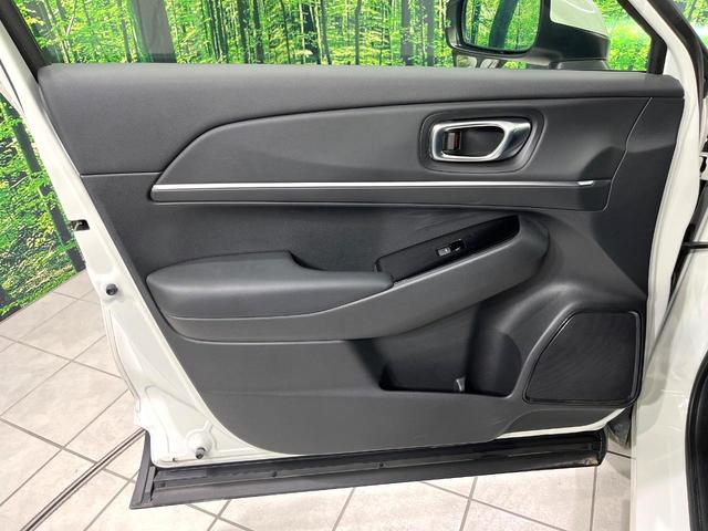 ヴェゼル ｅ：ＨＥＶ　Ｚ　純正９型ナビ　バックカメラ　ホンダセンシング　前席シートヒーター　ブラインドスポットモニター　パワーバックドア　シーケンシャルターンランプ　ステアリングヒーター　ＥＴＣ　ドラレコ純正１８インチアルミ（45枚目）