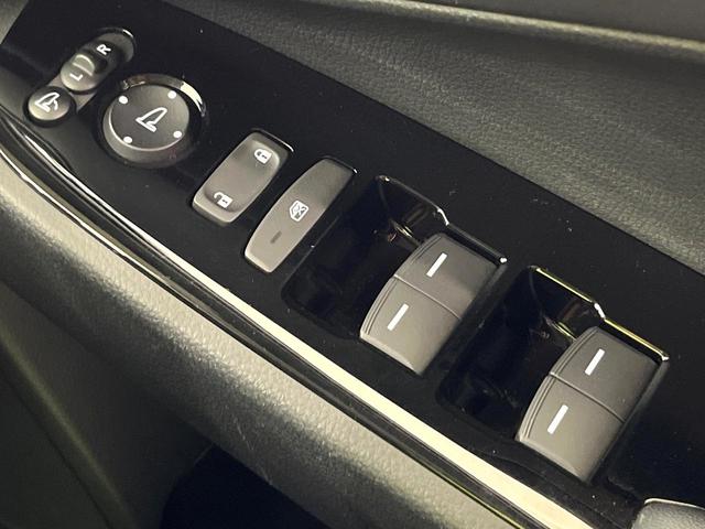ヴェゼル ｅ：ＨＥＶ　Ｚ　純正９型ナビ　バックカメラ　ホンダセンシング　前席シートヒーター　ブラインドスポットモニター　パワーバックドア　シーケンシャルターンランプ　ステアリングヒーター　ＥＴＣ　ドラレコ純正１８インチアルミ（55枚目）