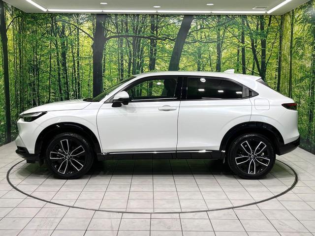 ヴェゼル ｅ：ＨＥＶ　Ｚ　純正９型ナビ　バックカメラ　ホンダセンシング　前席シートヒーター　ブラインドスポットモニター　パワーバックドア　シーケンシャルターンランプ　ステアリングヒーター　ＥＴＣ　ドラレコ純正１８インチアルミ（70枚目）