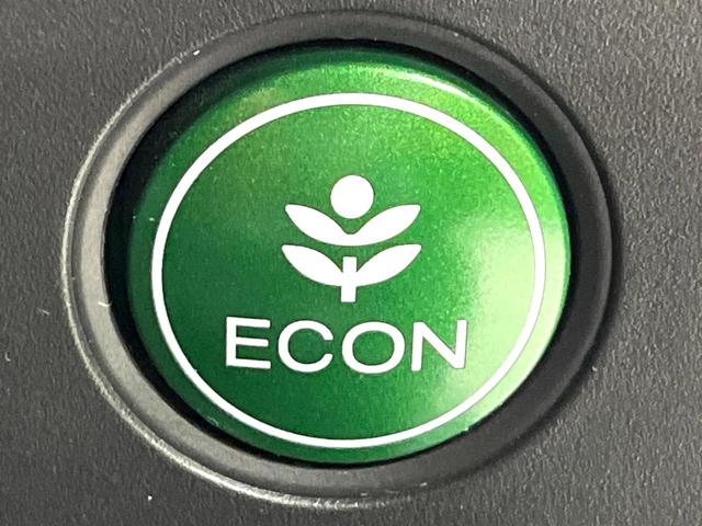 ヴェゼル ハイブリッドＺ・ホンダセンシング　純正８型ナビ　バックカメラ　前席シートヒーター　電動パーキングブレーキ　ＬＥＤヘッド＆フォグランプ　スマートキー　Ｂｌｕｅｔｏｏｔｈ再生　ＥＴＣ　ドライブレコーダー　純正１７インチアルミ　禁煙車（54枚目）