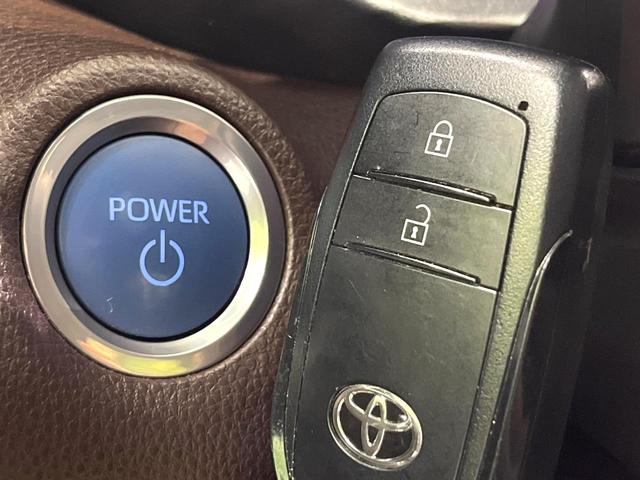 ヤリスクロス ハイブリッドＺ　純正８型ＤＡナビ付　バックカメラ　セーフティセンス　前席シートヒーター　電動パーキングブレーキ　パワーシート　オートマチックハイビーム　ＥＴＣ　ドライブレコーダー　スマートキー　禁煙車（31枚目）