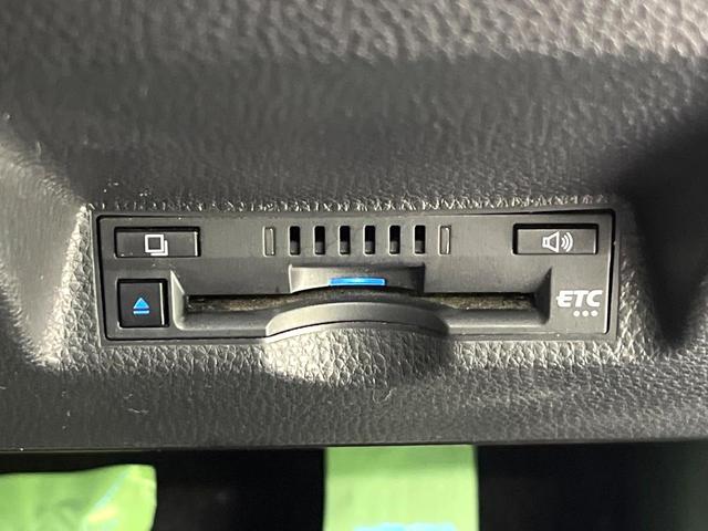 ヤリスクロス ハイブリッドＺ　純正８型ＤＡナビ付　バックカメラ　セーフティセンス　前席シートヒーター　電動パーキングブレーキ　パワーシート　オートマチックハイビーム　ＥＴＣ　ドライブレコーダー　スマートキー　禁煙車（33枚目）