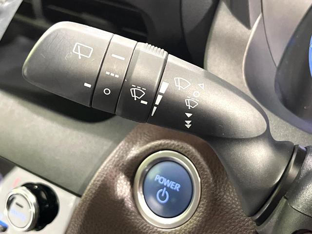 ヤリスクロス ハイブリッドＺ　純正８型ＤＡナビ付　バックカメラ　セーフティセンス　前席シートヒーター　電動パーキングブレーキ　パワーシート　オートマチックハイビーム　ＥＴＣ　ドライブレコーダー　スマートキー　禁煙車（44枚目）