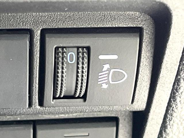 ヤリスクロス ハイブリッドＺ　純正８型ＤＡナビ付　バックカメラ　セーフティセンス　前席シートヒーター　電動パーキングブレーキ　パワーシート　オートマチックハイビーム　ＥＴＣ　ドライブレコーダー　スマートキー　禁煙車（50枚目）