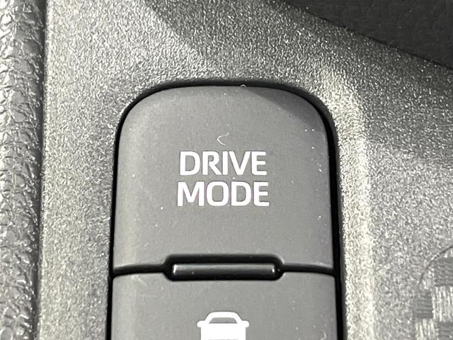 ヤリスクロス ハイブリッドＺ　純正８型ＤＡナビ付　バックカメラ　セーフティセンス　前席シートヒーター　電動パーキングブレーキ　パワーシート　オートマチックハイビーム　ＥＴＣ　ドライブレコーダー　スマートキー　禁煙車（53枚目）