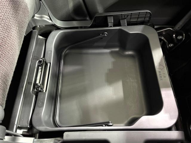スペーシアカスタム ハイブリッドＸＳターボ　純正９型ナビ　全方位モニター用カメラ　両側電動スライドドア　セーフティサポート　デジタルインナーミラー　前席シートヒーター　後席オットマン　ヘッドアップディスプレイ　ＥＴＣ　ドライブレコーダー　禁煙車（49枚目）