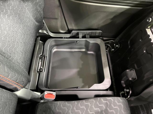 スペーシアギア ハイブリッドＸＺ　ターボ　純正９型ナビ　全方位モニター用カメラ　両側電動スライドドア　セーフティサポート　前席シートヒーター　ヘッドアップディスプレイ　スマートキー　オットマン　アームレスト　シートアンダーボックス　禁煙車（48枚目）