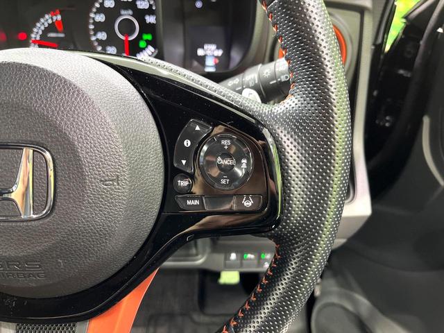 Ｎ－ＯＮＥ ＲＳ　ターボ　純正８型ナビ　バックカメラ　ホンダセンシング　前席シートヒーター　電動パーキングブレーキ　アダプティブクルーズコントロール　ＥＴＣ　ドライブレコーダー　純正１５インチアルミ　禁煙車（7枚目）