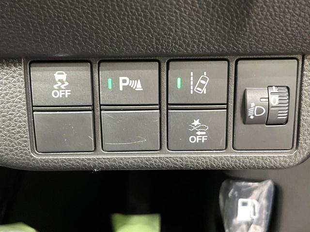 Ｎ－ＯＮＥ ＲＳ　ターボ　純正８型ナビ　バックカメラ　ホンダセンシング　前席シートヒーター　電動パーキングブレーキ　アダプティブクルーズコントロール　ＥＴＣ　ドライブレコーダー　純正１５インチアルミ　禁煙車（47枚目）