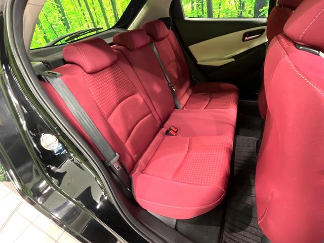 デミオ 15Sノーブルクリムゾン 純正マツダコネクトナビ バックカメラ 衝突軽減システム 前席シートヒーター ヘッドアップディスプレイ スマートキー オートライト ビルトインETC ドライブレコーダー 純正15インチアルミ 禁煙車(9枚目)