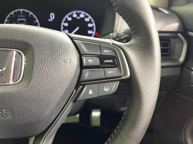 WR-V Z+ 純正8型ナビ バックカメラ ホンダセンシング アダプティブクルーズコントロール スマートキー LEDヘッド&フォグランプ Bluetooth再生 ハーフレザーシート 純正17インチアルミ 禁煙車(5枚目)