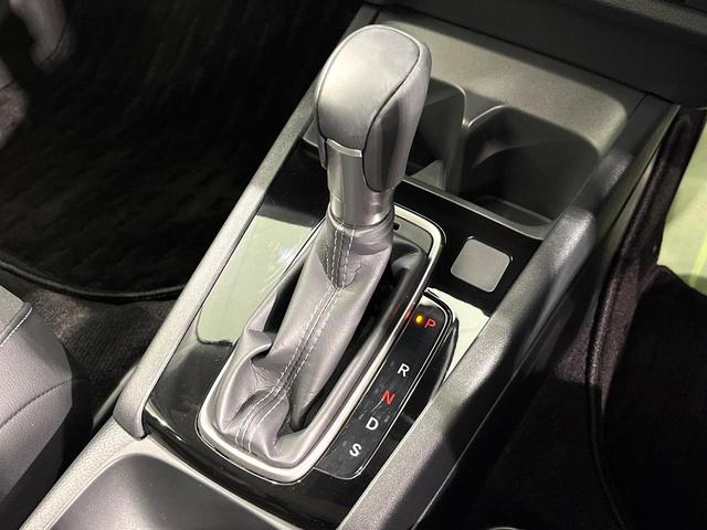 WR-V Z+ 純正8型ナビ バックカメラ ホンダセンシング アダプティブクルーズコントロール スマートキー LEDヘッド&フォグランプ Bluetooth再生 ハーフレザーシート 純正17インチアルミ 禁煙車(24枚目)