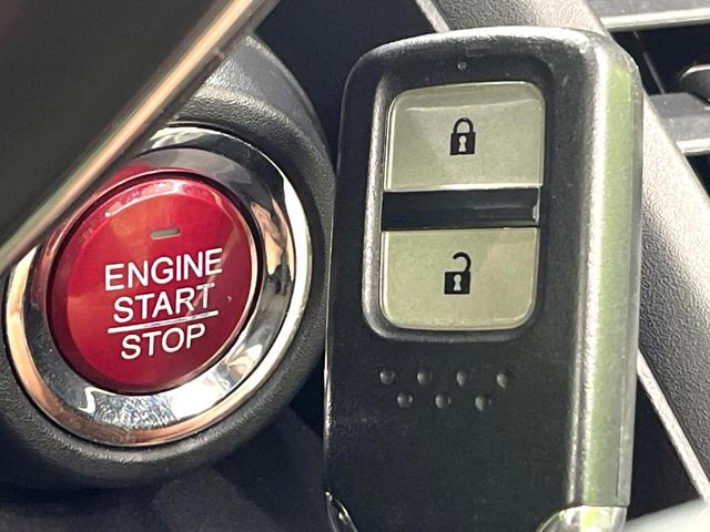 S660 α MT バックカメラ クルーズコントロール LEDヘッドランプ HDMI・USBジャック スマートキー オートエアコン オートライト ETC ドライブレコーダー 純正15インチアルミ 禁煙車(6枚目)