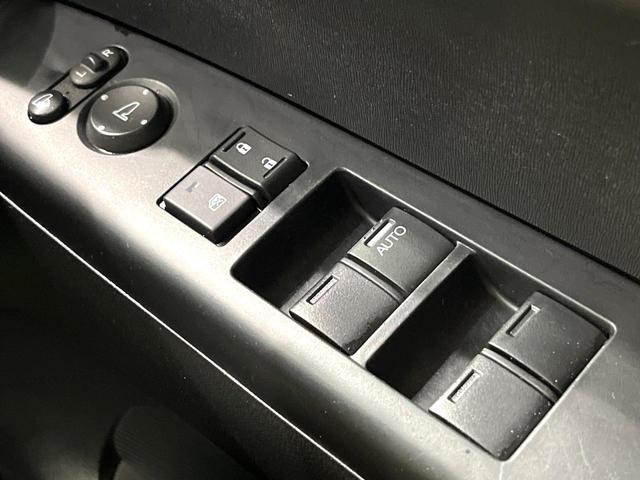 N-BOX G SSパッケージ SDナビ バックカメラ 両側電動スライドドア スマートキー HIDヘッドランプ オートライト ETC オートエアコン アイドリングストップ チップアップシート アームレスト 純正14インチアルミ(46枚目)