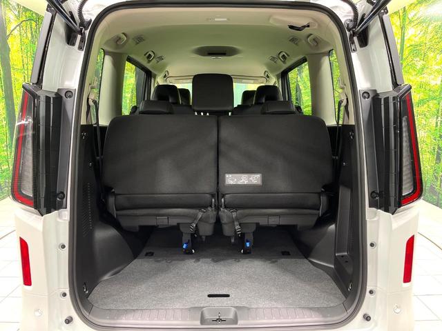 セレナ ｅ－パワー　ハイウェイスターＶ　登録済未使用車　純正１２．３型ナビ　アラウンドビューモニター　後方車輛検知　プロパイロット　インテリジェントエマージェンシーブレーキ　両側電動スライドドア　デジタルインナーミラー　ＥＴＣ２．０（44枚目）