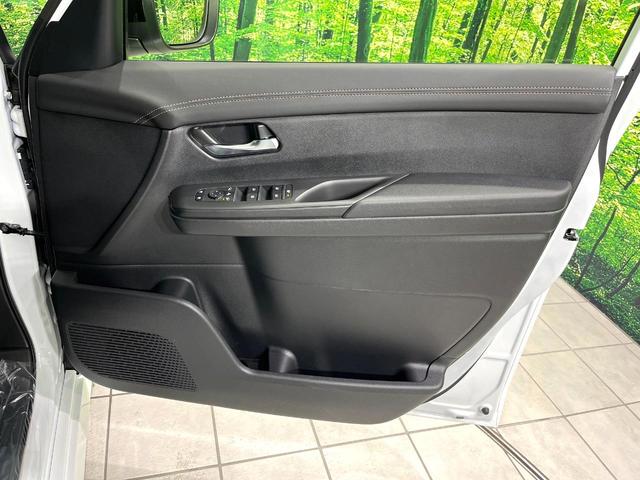 セレナ ｅ－パワー　ハイウェイスターＶ　登録済未使用車　純正１２．３型ナビ　アラウンドビューモニター　後方車輛検知　プロパイロット　インテリジェントエマージェンシーブレーキ　両側電動スライドドア　デジタルインナーミラー　ＥＴＣ２．０（50枚目）