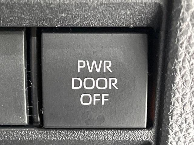 ノア G 純正10.5型ナビ 13.2型フリップダウンモニター 両側電動スライドドア セーフティセンス パノラミックビューモニター ユニバーサルステップ 前席シートヒーター ETC2.0 ドラレコ 禁煙車(65枚目)