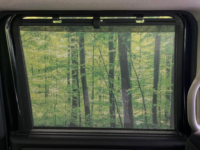 N-BOX G・Lパッケージ SDナビ バックカメラ 電動スライドドア ETC オートエアコン スマートキー ロールサンシェード ステアリングスイッチ 電動格納ミラー パワーウィンドウ ドアバイザー プライバシーガラス 禁煙車(56枚目)