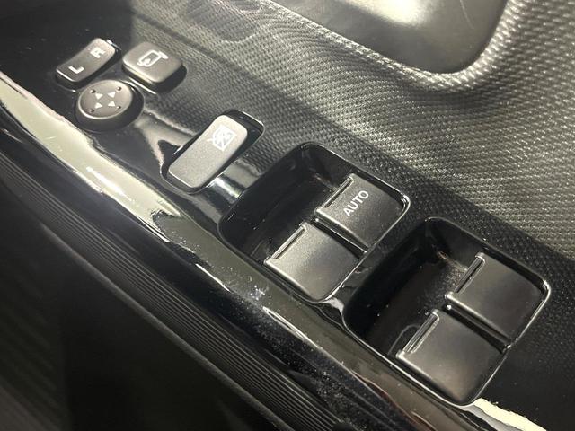 スペーシアカスタム ハイブリッドＸＳターボ　ＳＤナビ　バックカメラ　両側電動スライドドア　デュアルカメラブレーキサポート　シートヒーター　ＬＥＤヘッド　ＥＴＣ　ドライブレコーダー　アイドリングストップ　オートエアコン　スマートキー　禁煙車（54枚目）