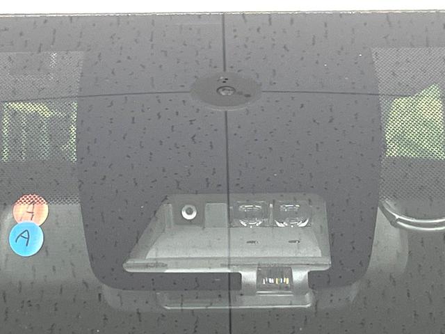 ヴォクシー ZS 煌III BIG-X9型ナビ バックカメラ フリップダウンモニター セーフティセンス 両側電動スライドドア LEDヘッド&フォグランプ スマートキー ETC ドライブレコーダー アイドリングストップ 禁煙車(5枚目)