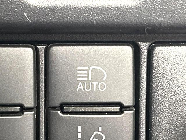 ヴォクシー ZS 煌III BIG-X9型ナビ バックカメラ フリップダウンモニター セーフティセンス 両側電動スライドドア LEDヘッド&フォグランプ スマートキー ETC ドライブレコーダー アイドリングストップ 禁煙車(55枚目)