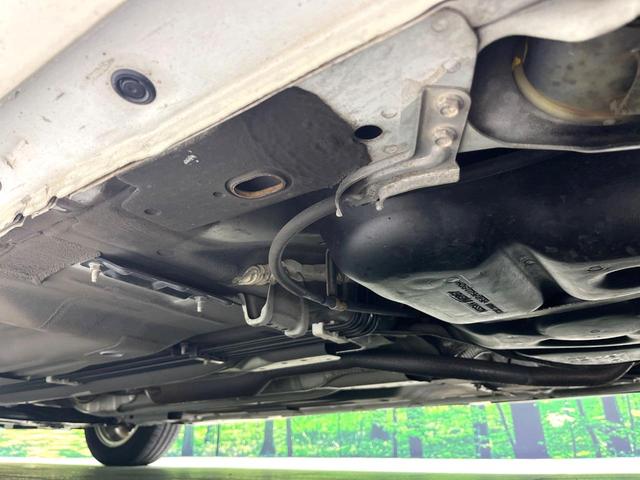 ノート ライダー ドライブレコーダー オーディオ スマートキー 革巻きステアリング アイドリングストップ 電動格納ミラー 純正15インチアルミ ヘッドライトレベライザー バニティミラー プライバシーガラス(23枚目)