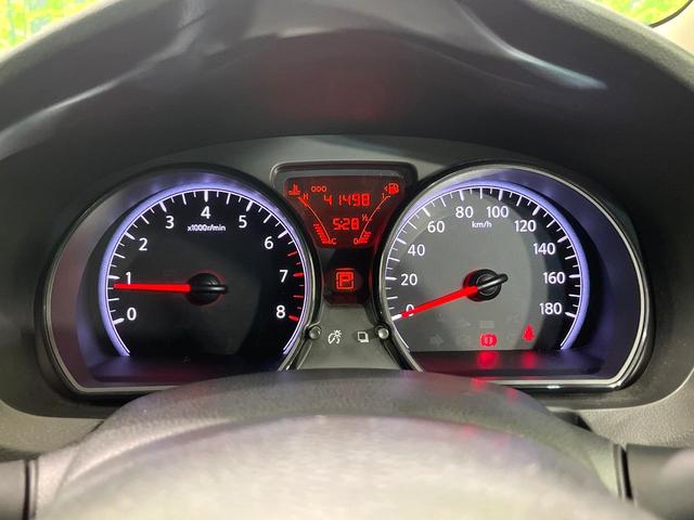 ノート ライダー ドライブレコーダー オーディオ スマートキー 革巻きステアリング アイドリングストップ 電動格納ミラー 純正15インチアルミ ヘッドライトレベライザー バニティミラー プライバシーガラス(25枚目)