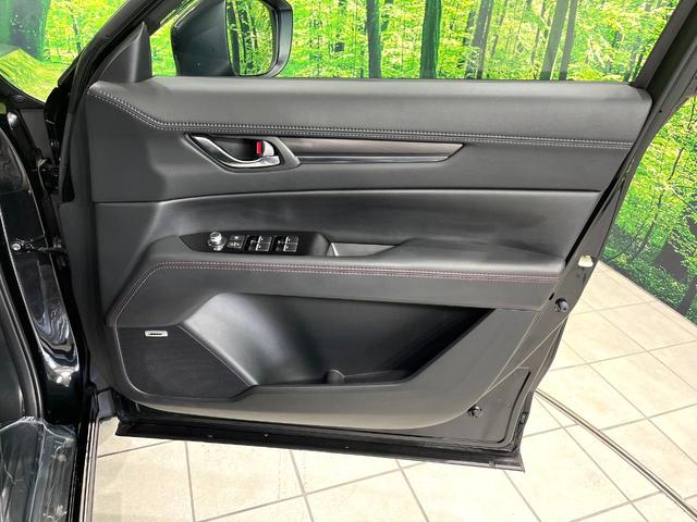 CX-5 25S スポーツアピアランス 10.25型マツダコネクトナビ 360°ビューモニター BOSEサウンド スマートブレーキサポート ブラインドスポットモニター パワーシート パワーバックドア リアシートヒーター 黒革シート 禁煙車(52枚目)