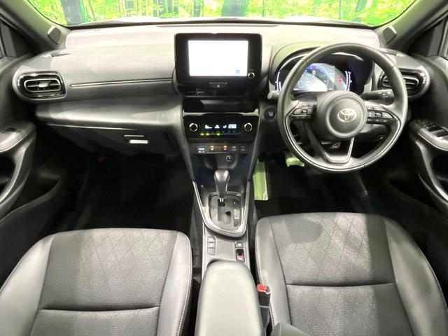 ヤリスクロス Ｚ　純正８型ディスプレイオーディオ　全周囲カメラ　ブラインドスポットモニター　シートヒーター　ステアリングヒーター　ドラレコ　ＥＴＣ　スマートキー　レーダークルーズ　パワーシート　ＬＥＤヘッドライト（2枚目）