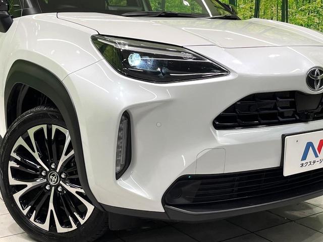 ヤリスクロス Ｚ　純正８型ディスプレイオーディオ　全周囲カメラ　ブラインドスポットモニター　シートヒーター　ステアリングヒーター　ドラレコ　ＥＴＣ　スマートキー　レーダークルーズ　パワーシート　ＬＥＤヘッドライト（13枚目）