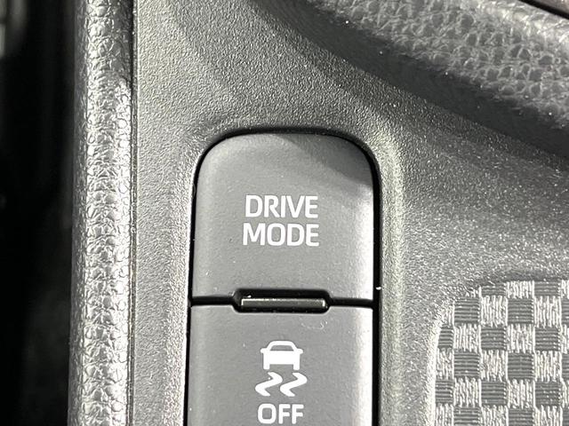 ヤリスクロス Ｚ　純正８型ディスプレイオーディオ　全周囲カメラ　ブラインドスポットモニター　シートヒーター　ステアリングヒーター　ドラレコ　ＥＴＣ　スマートキー　レーダークルーズ　パワーシート　ＬＥＤヘッドライト（65枚目）