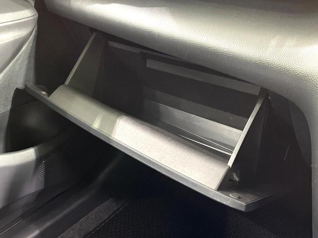 ヤリスクロス Ｚ　純正８型ディスプレイオーディオ　全周囲カメラ　ブラインドスポットモニター　シートヒーター　ステアリングヒーター　ドラレコ　ＥＴＣ　スマートキー　レーダークルーズ　パワーシート　ＬＥＤヘッドライト（68枚目）