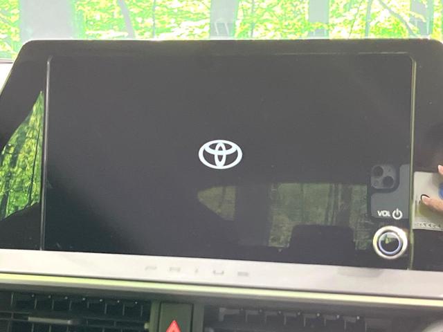 プリウス Ｘ　純正８型ディスプレイオーディオ　レーダークルーズコントロール　ブラインドスポットモニター　衝突軽減システム　ＡＣ１００Ｖ　バックカメラ　ＥＴＣ２．０　ドライブレコーダー　ＬＥＤヘッドライト（4枚目）