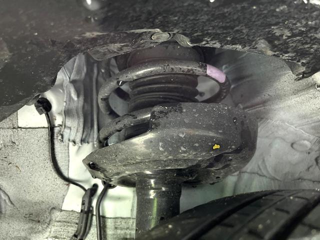 プリウス Ｘ　純正８型ディスプレイオーディオ　レーダークルーズコントロール　ブラインドスポットモニター　衝突軽減システム　ＡＣ１００Ｖ　バックカメラ　ＥＴＣ２．０　ドライブレコーダー　ＬＥＤヘッドライト（19枚目）