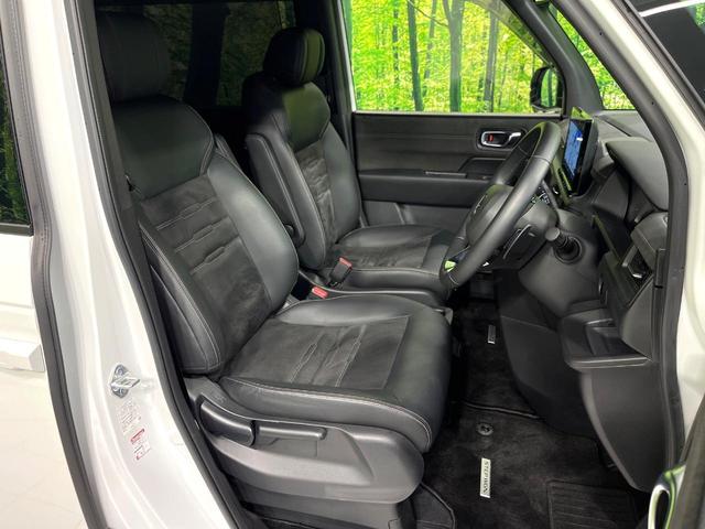 ステップワゴン ｅ：ＨＥＶスパーダ　プレミアムライン　純正１１．４型ナビ　マルチビューカメラシステム　ブラインドスポットインフォメーション　両側パワースライドドア　リアシートヒーター　ホンダセンシング　パワーバックドア　ＥＴＣ　ドライブレコーダー　禁煙車（8枚目）