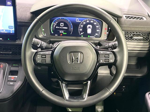ステップワゴン ｅ：ＨＥＶスパーダ　プレミアムライン　純正１１．４型ナビ　マルチビューカメラシステム　ブラインドスポットインフォメーション　両側パワースライドドア　リアシートヒーター　ホンダセンシング　パワーバックドア　ＥＴＣ　ドライブレコーダー　禁煙車（12枚目）
