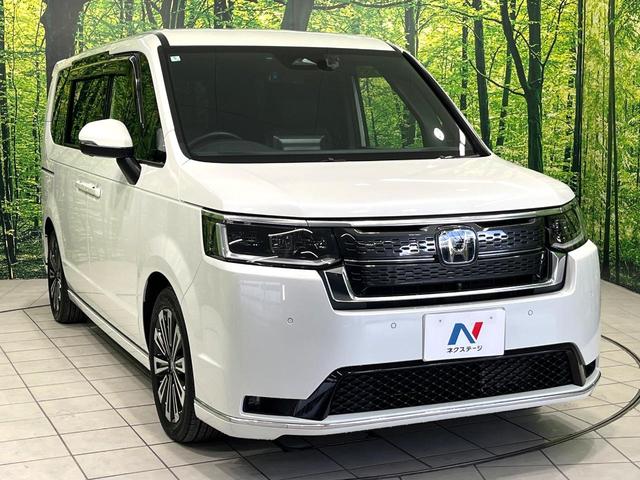 ステップワゴン ｅ：ＨＥＶスパーダ　プレミアムライン　純正１１．４型ナビ　マルチビューカメラシステム　ブラインドスポットインフォメーション　両側パワースライドドア　リアシートヒーター　ホンダセンシング　パワーバックドア　ＥＴＣ　ドライブレコーダー　禁煙車（17枚目）