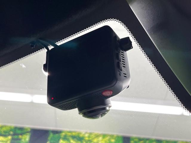 ステップワゴン ｅ：ＨＥＶスパーダ　プレミアムライン　純正１１．４型ナビ　マルチビューカメラシステム　ブラインドスポットインフォメーション　両側パワースライドドア　リアシートヒーター　ホンダセンシング　パワーバックドア　ＥＴＣ　ドライブレコーダー　禁煙車（40枚目）