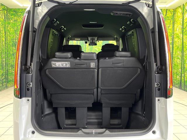 ステップワゴン ｅ：ＨＥＶスパーダ　プレミアムライン　純正１１．４型ナビ　マルチビューカメラシステム　ブラインドスポットインフォメーション　両側パワースライドドア　リアシートヒーター　ホンダセンシング　パワーバックドア　ＥＴＣ　ドライブレコーダー　禁煙車（47枚目）