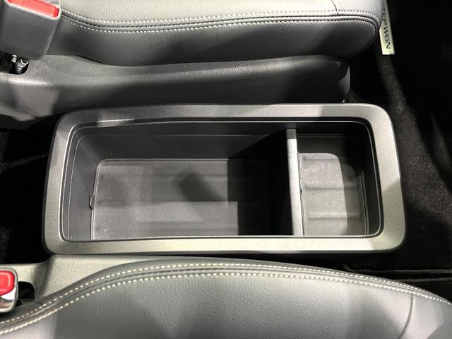 ステップワゴン ｅ：ＨＥＶスパーダ　プレミアムライン　純正１１．４型ナビ　マルチビューカメラシステム　ブラインドスポットインフォメーション　両側パワースライドドア　リアシートヒーター　ホンダセンシング　パワーバックドア　ＥＴＣ　ドライブレコーダー　禁煙車（56枚目）